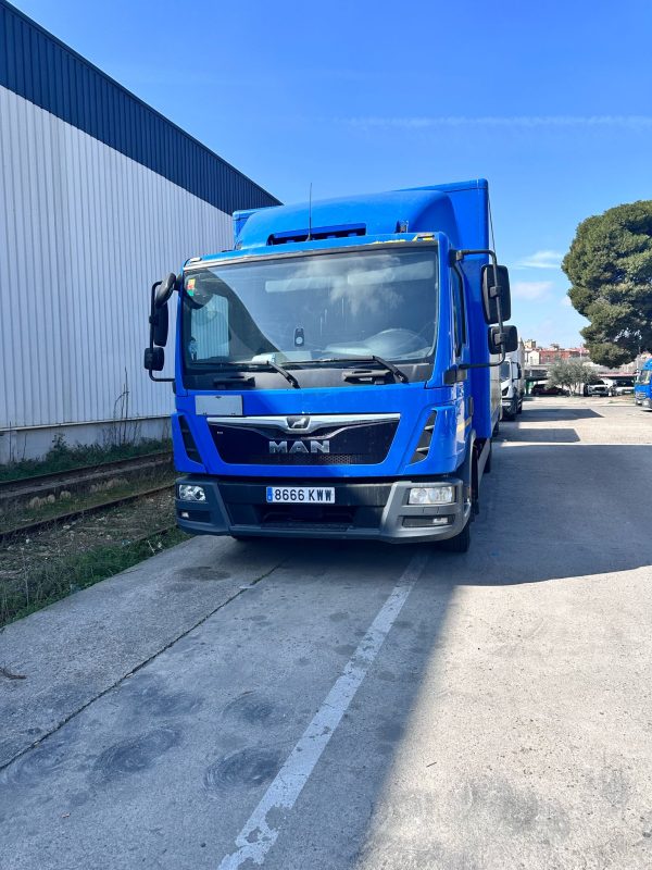MAN TGL 12.220