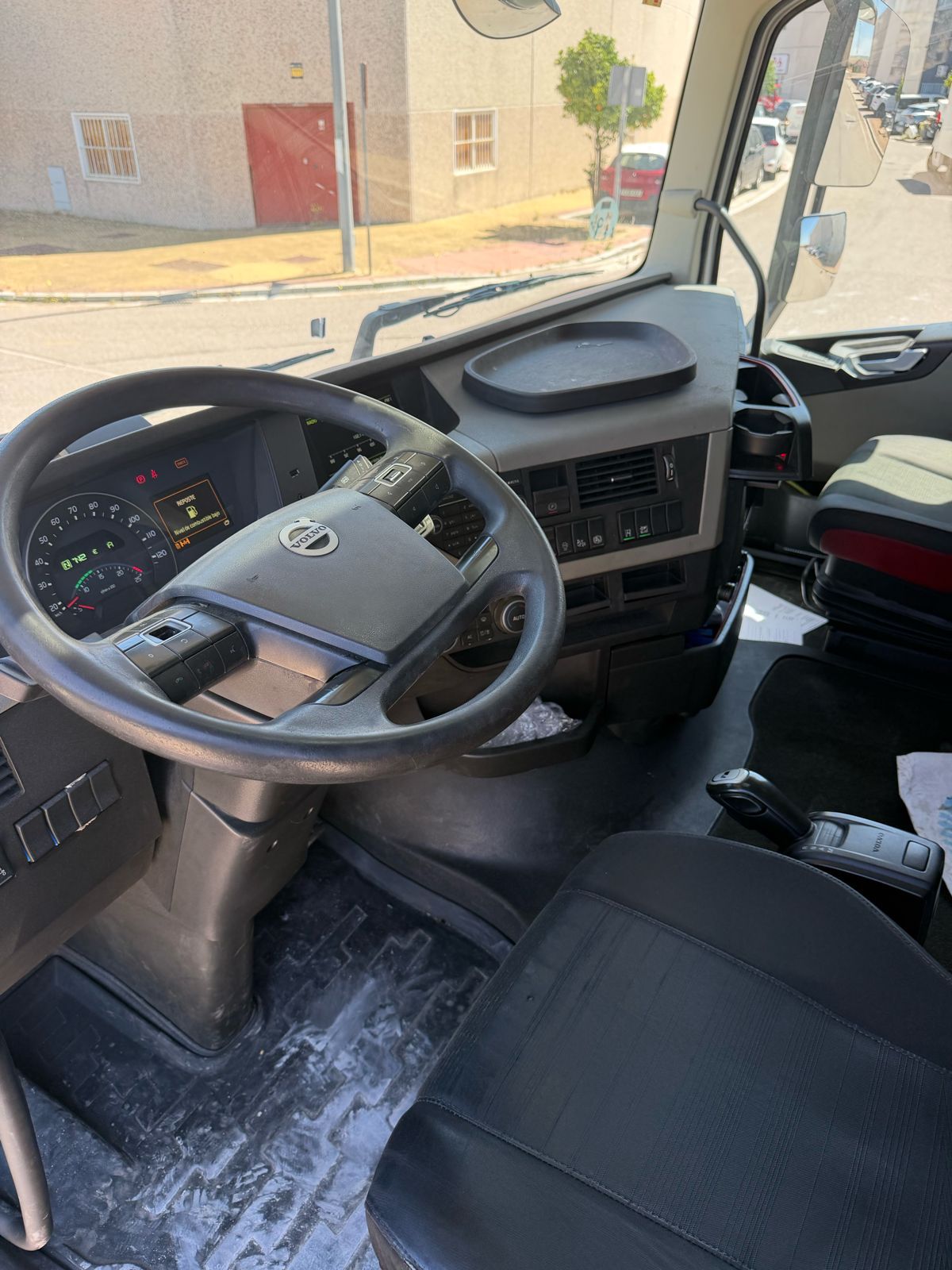VOLVO FH 500 - Image 9