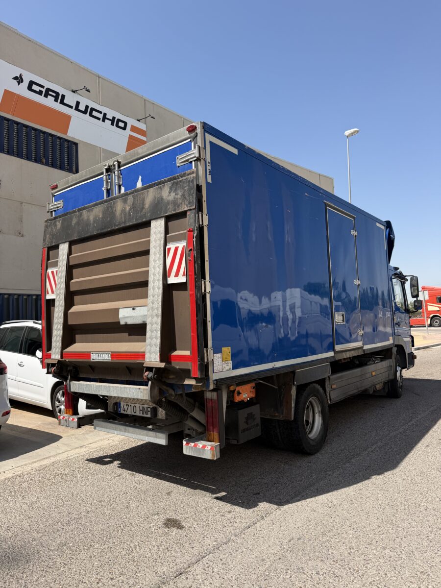 MERCEDES 1218NR - Trukcs Andalucía