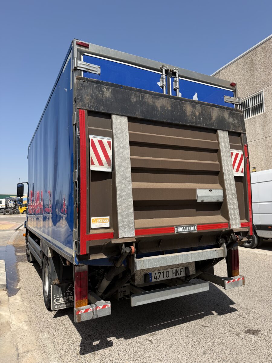 MERCEDES 1218NR - Trukcs Andalucía